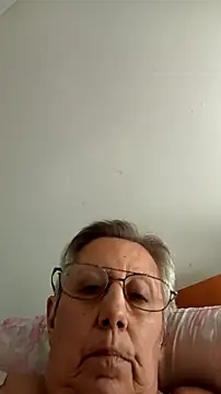 Marce1903 online show from February 10, 2026, 4:38 am