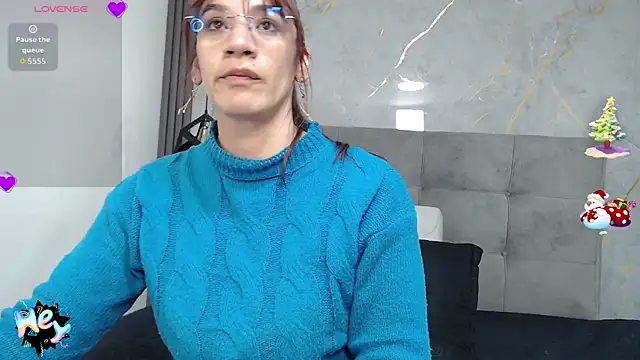 AvaStonee online show from January 14, 2026, 2:01 pm