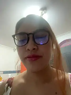 Snapshot of CrystalFairy007 chatting on July 25, 2026, 3:37 am CrystalFairy007 online show from July 25, 2026, 3:37 am