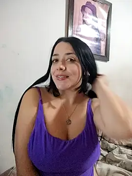 Vivianasweet online show from January 14, 2026, 5:35 am