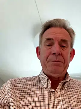 Pierre4tjyxx online show from January 18, 2026, 9:57 am