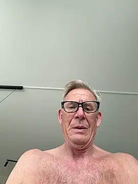 Pierre4tjyxx online show from April 9, 2026, 5:07 am