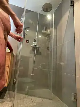 Pierre4tjyxx online show from April 12, 2026, 5:45 am