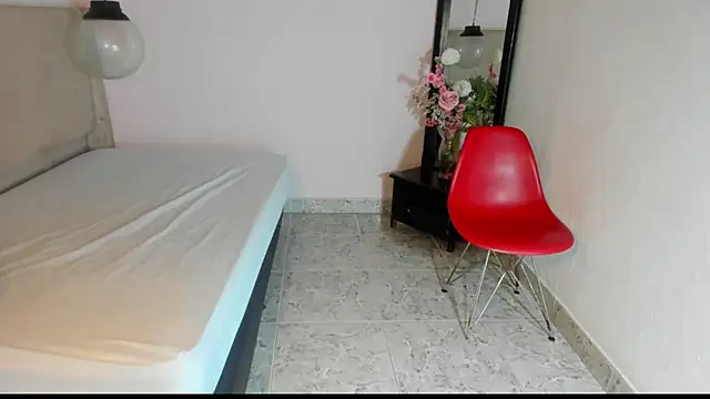 Snapshot of ZoeFox5 chatting on February 1, 2026, 11:42 am ZoeFox5 online show from February 1, 2026, 11:42 am