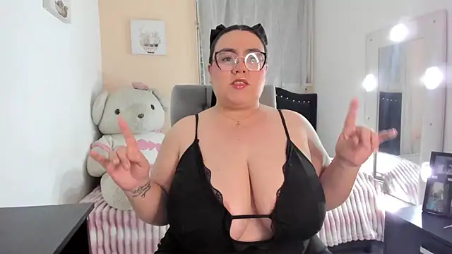 KarlaLannee online show from May 30, 2026, 2:52 am