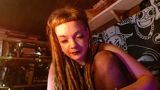 spiralhokkaido23 online show from April 15, 2026, 5:53 pm