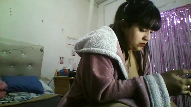 dulce marrr online show from June 19, 2026, 9:51 pm