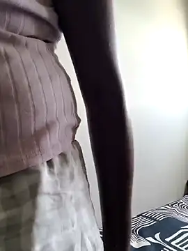 Snapshot of princess-boobz chatting on February 18, 2026, 8:54 am princess-boobz online show from February 18, 2026, 8:54 am