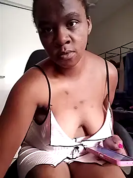 Snapshot of princess-boobz chatting on April 24, 2026, 7:00 am princess-boobz online show from April 24, 2026, 7:00 am