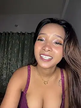 Snapshot of annaya_sexy chatting on July 8, 2026, 6:12 pm annaya sexy online show from July 8, 2026, 6:12 pm