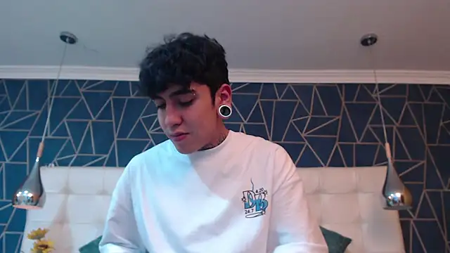 Snapshot of MarkOlsenn chatting on January 8, 2026, 3:03 pm MarkOlsenn online show from January 8, 2026, 3:03 pm