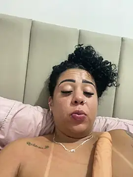 Cachinhossfd online show from February 16, 2026, 12:18 am