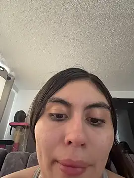 Snapshot of Stormi_th chatting on April 19, 2026, 5:34 pm Stormi th online show from April 19, 2026, 5:34 pm