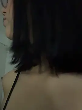 HinaSweet online show from January 15, 2026, 12:04 am