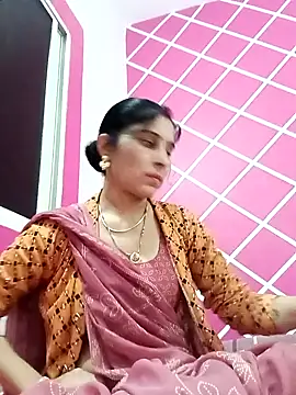 Snapshot of Hot_ree85 chatting on February 5, 2026, 7:24 am Hot ree85 online show from February 5, 2026, 7:24 am