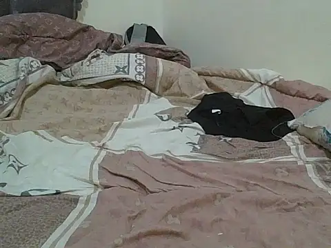 Snapshot of lebogangkat chatting on January 13, 2026, 9:47 am lebogangkat online show from January 13, 2026, 9:47 am