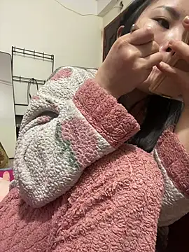 Snapshot of lealia699 chatting on February 8, 2026, 2:42 pm lealia699 online show from February 8, 2026, 2:42 pm