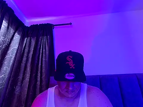 Jld024 online show from June 5, 2026, 8:03 pm