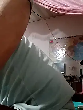 lvjinshun147 online show from February 19, 2026, 11:39 am