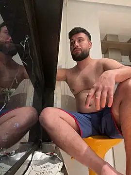 NinoEstouranel online show from January 14, 2026, 3:01 am