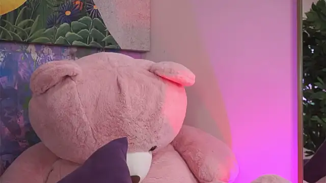 Ava Solis online show from April 12, 2026, 8:36 pm