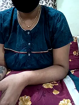 Ammu14399 online show from April 4, 2026, 11:51 am