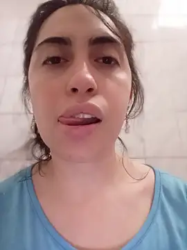 darkgodessone online show from April 25, 2026, 3:42 pm