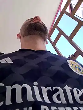 AndyKnoxx online show from April 14, 2026, 7:42 pm