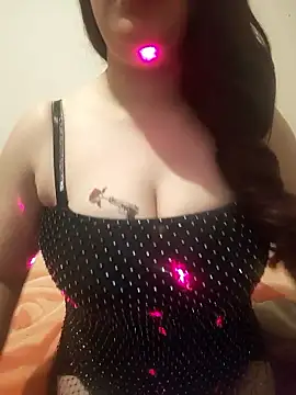 Doodqueen online show from January 6, 2026, 5:27 pm