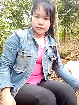 Snapshot of him220 chatting on March 14, 2026, 12:50 am him220 online show from March 14, 2026, 12:50 am