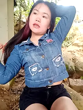 Snapshot of him220 chatting on March 18, 2026, 12:03 am him220 online show from March 18, 2026, 12:03 am