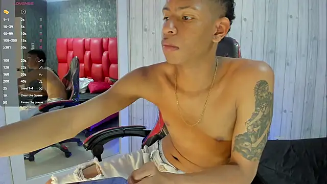 Snapshot of _erick_j chatting on February 22, 2026, 8:07 pm erick j online show from February 22, 2026, 8:07 pm