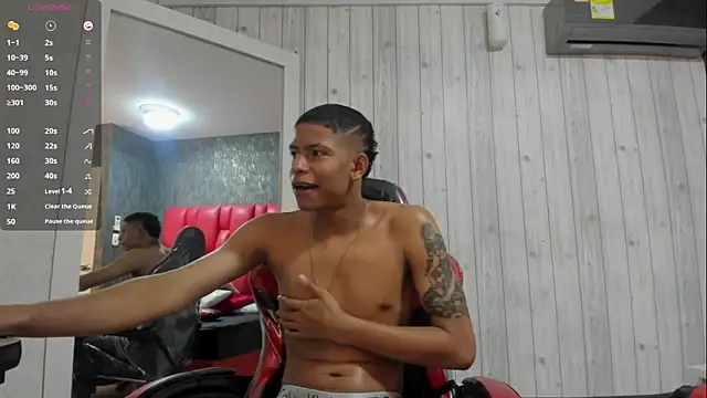 Snapshot of _erick_j chatting on February 24, 2026, 7:56 pm erick j online show from February 24, 2026, 7:56 pm