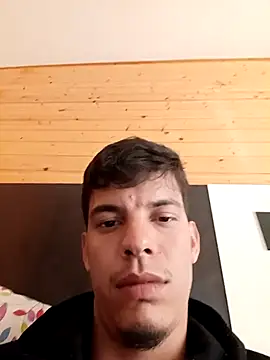 Sam0112- online show from April 26, 2026, 3:32 pm