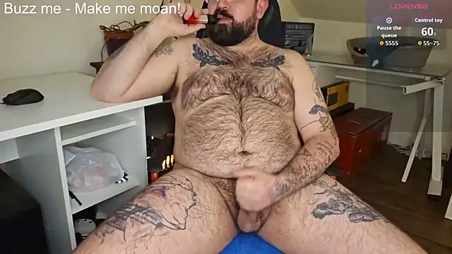 chriscubxxx online show from February 16, 2026, 9:00 pm