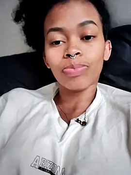 Snapshot of shenna_brunette chatting on January 31, 2026, 7:34 pm shenna brunette online show from January 31, 2026, 7:34 pm