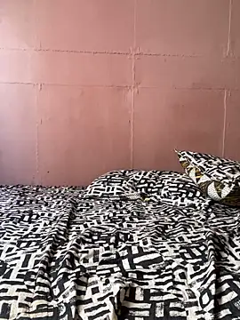 Sofibleaze online show from January 18, 2026, 6:12 pm