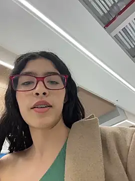 dani bela online show from March 17, 2026, 12:37 am