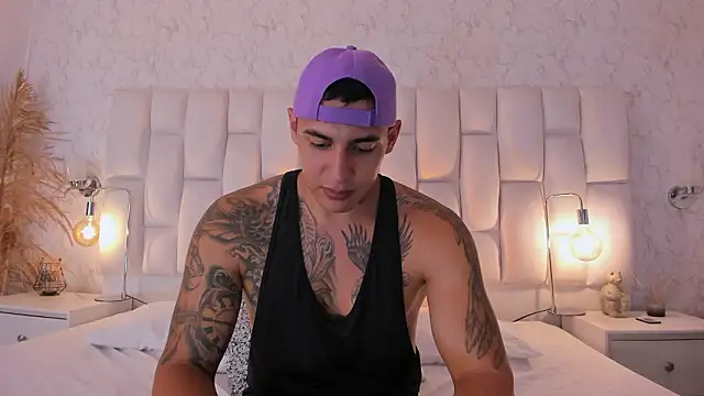 MassimoCo  online show from February 27, 2026, 11:16 pm