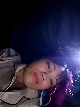 Sana-vn online show from April 17, 2026, 5:05 pm