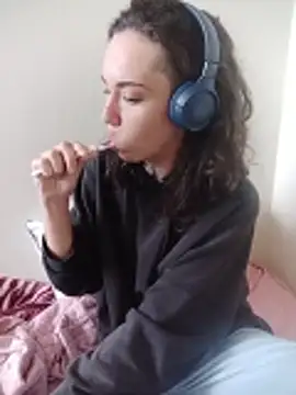 Dirty Pink online show from February 6, 2026, 10:07 am