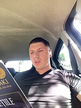 allee2206 online show from April 21, 2026, 7:36 am