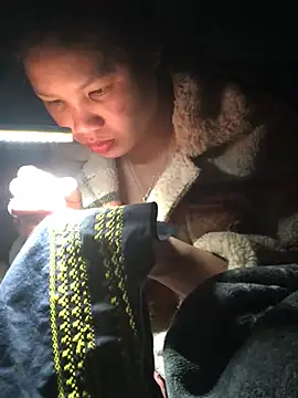 Minhkhue121 online show from January 11, 2026, 3:22 am