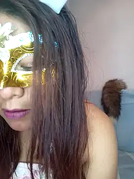 Snapshot of Zuley_foxi chatting on February 17, 2026, 3:03 am Zuley foxi online show from February 17, 2026, 3:03 am