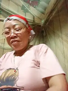 Snapshot of Agnes-baby chatting on July 6, 2026, 3:03 pm Agnes-baby online show from July 6, 2026, 3:03 pm