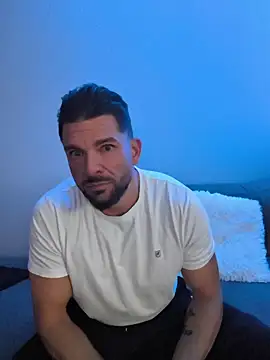 Angelo 33 online show from February 3, 2026, 2:22 pm