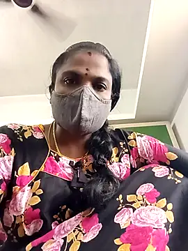 Snapshot of Tamil_Maha69 chatting on February 12, 2026, 9:59 am Tamil Maha69 online show from February 12, 2026, 9:59 am