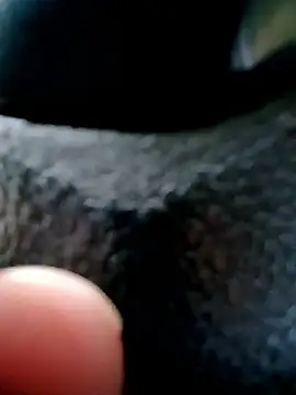 Twoo18 online show from January 14, 2026, 6:46 pm