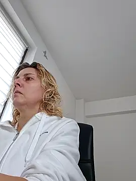 Amelia9798 online show from February 23, 2026, 6:44 am