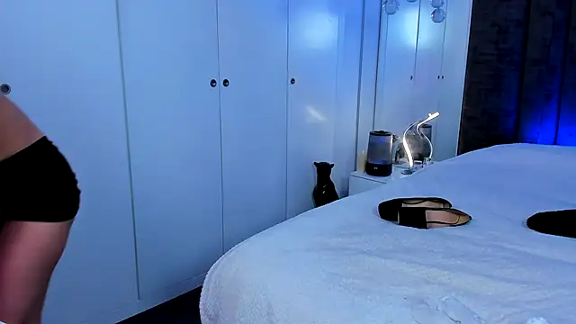 ClaraSweetTV online show from April 10, 2026, 8:57 pm